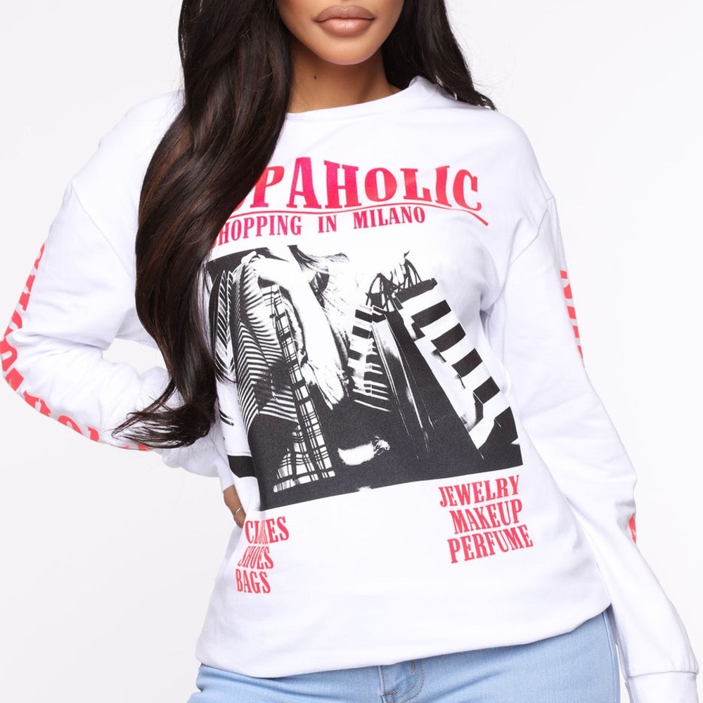 White graphic Tshirt